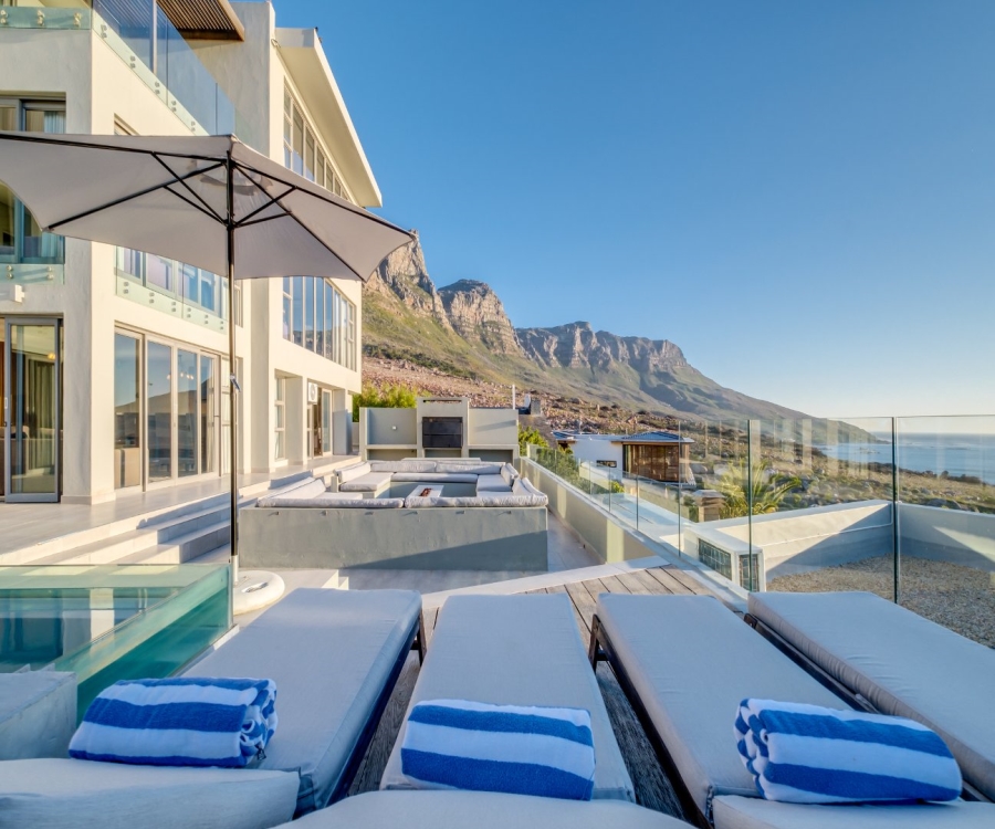 6 Bedroom Property for Sale in Camps Bay Western Cape